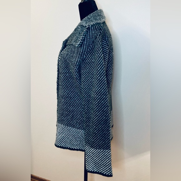 Y2K Shacket Cosy Sweater Size L Black Cream Acrylic/Nylon/Mohair Blend Conrad C - Picture 5 of 10